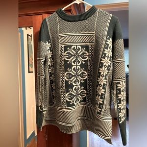 Tuckernuck green and white large wool Celtic pattern sweater